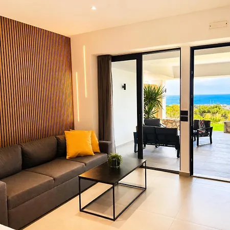 Aelios Petra Sea View 5 * אסגורו
