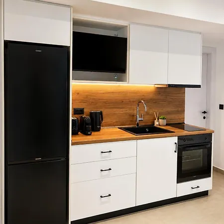 Aelios Petra Sea View 5 אסגורו