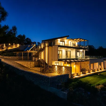 דירה Aelios Petra Sea View 5 אסגורו