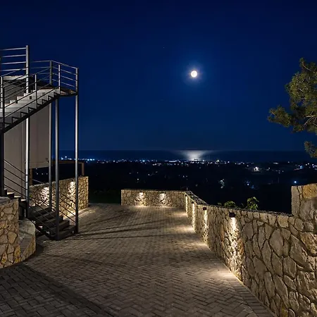 Aelios Petra Sea View 5 דירה