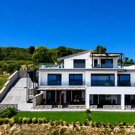 דירה Aelios Petra Sea View 5