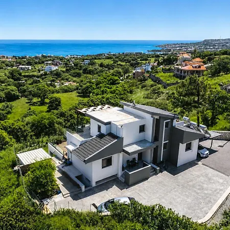 Aelios Petra Sea View 5 דירה