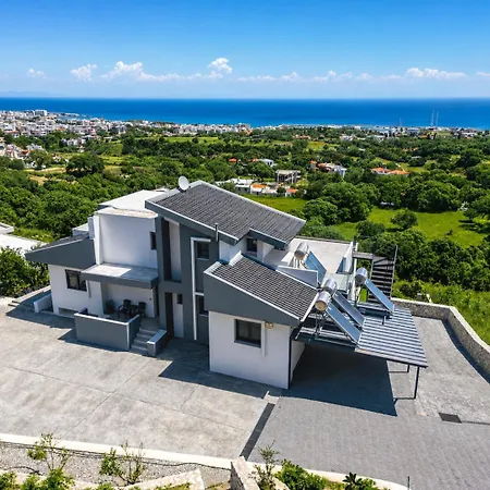 דירה Aelios Petra Sea View 5 *
