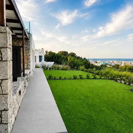 Aelios Petra Sea View 5 דירה *
